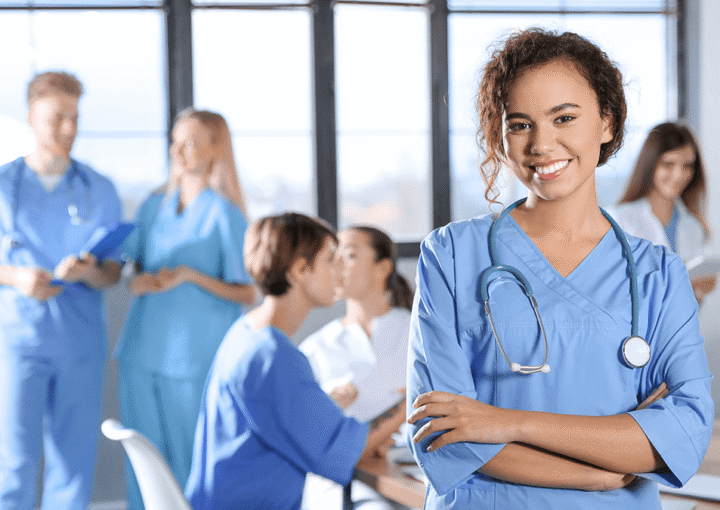 OET được xem là hành trang cho điều dưỡng khi muốn làm việc tại các nước Úc, Mỹ...